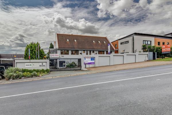 212 m² Commercial space