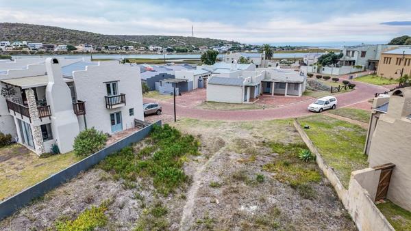 720 m² Land