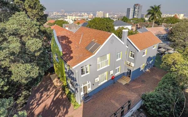 11 Bedroom House