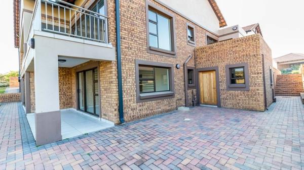 4 Bedroom Townhouse
