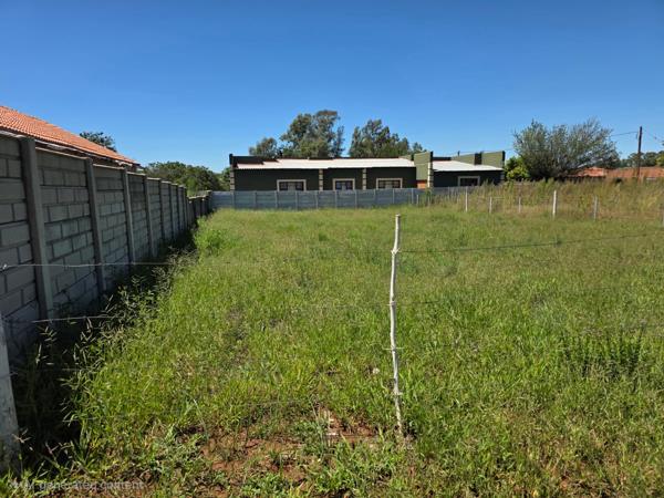 495 m² Land