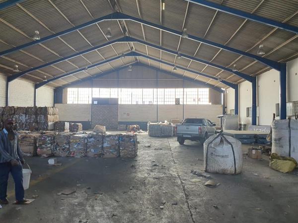 1 000  m² Industrial space