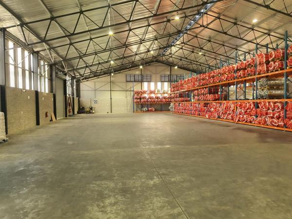 1 850  m² Industrial space