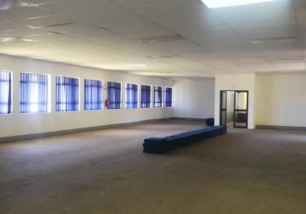 275 m² Industrial space