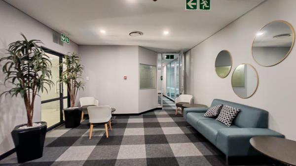 98 m² Office Space