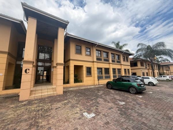 524 m² Commercial space