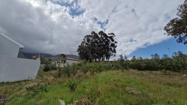 355 m² Land