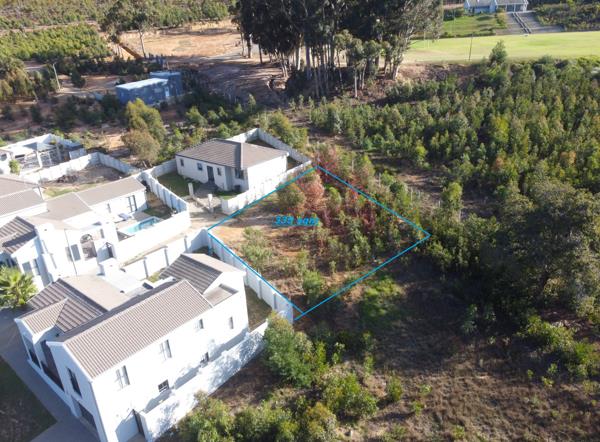 355 m² Land