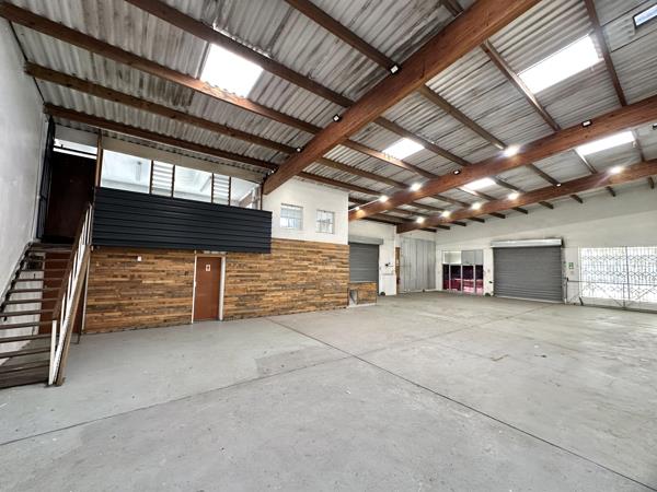 530  m² Industrial space