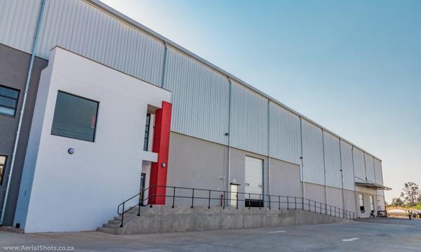 3 280 m² Industrial space