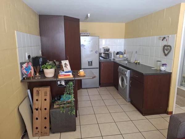 10 Bedroom Flat