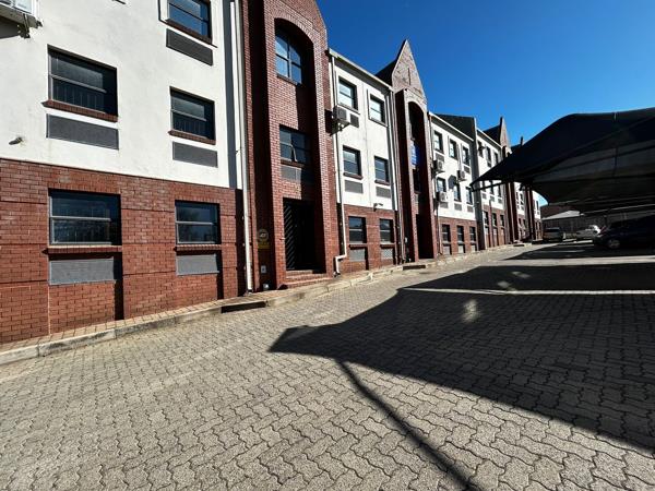 470  m² Industrial space