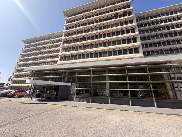 33 m² Commercial space