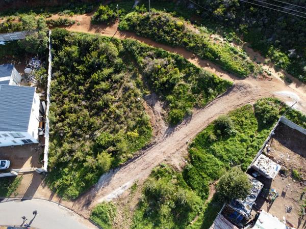 422 m² Land
