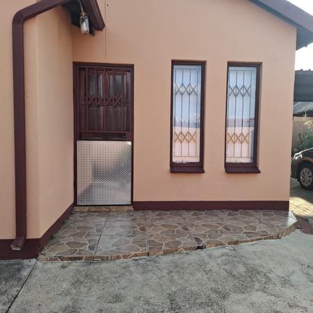 2 Bedroom House