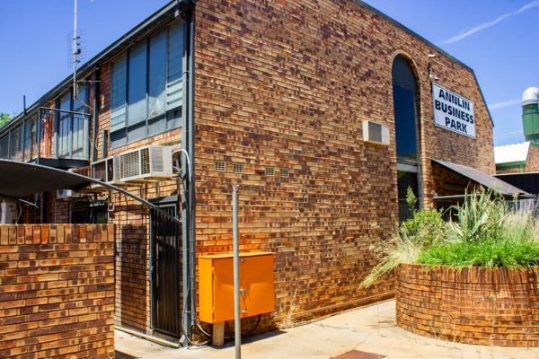 540  m² Office Space