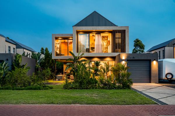 4 Bedroom Townhouse
