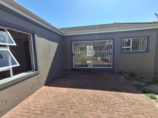 2 Bedroom Garden Cottage