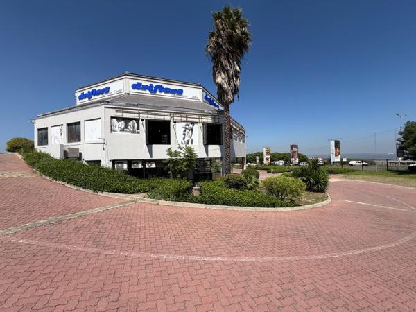 577  m² Commercial space