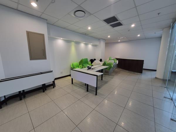 358 m² Commercial space