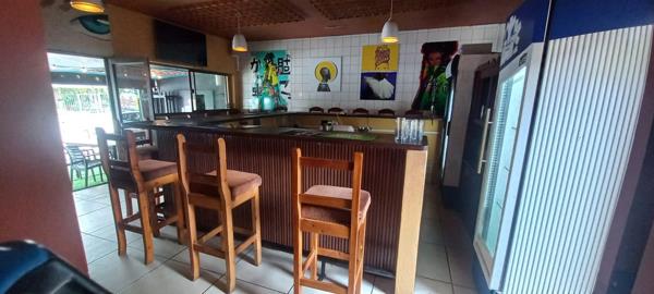 64  m² Commercial space