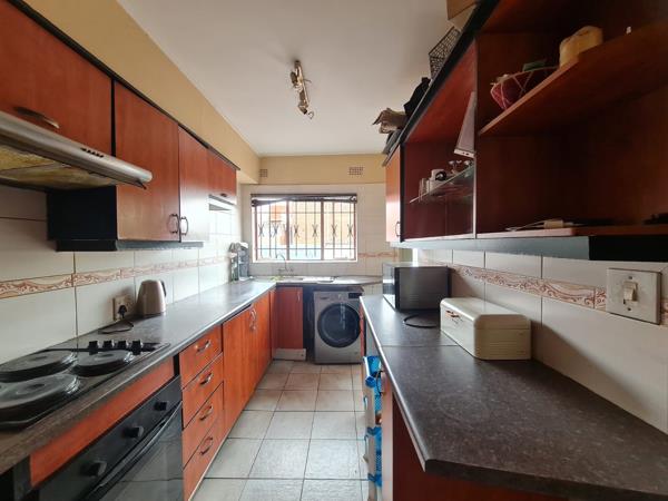 2 Bedroom Duplex