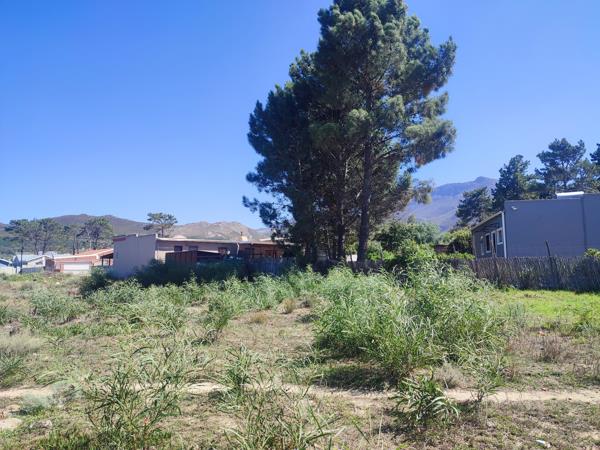 595 m² Land