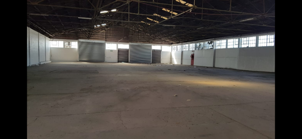 1 880 m² Industrial space