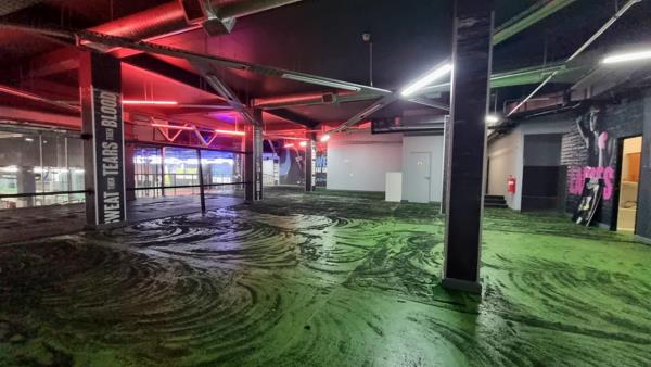 1 703 m² Office Space