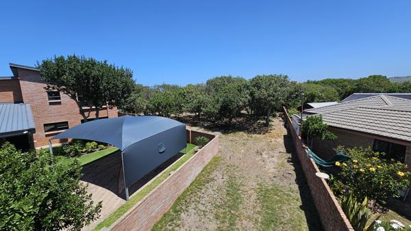 1 088 m² Land