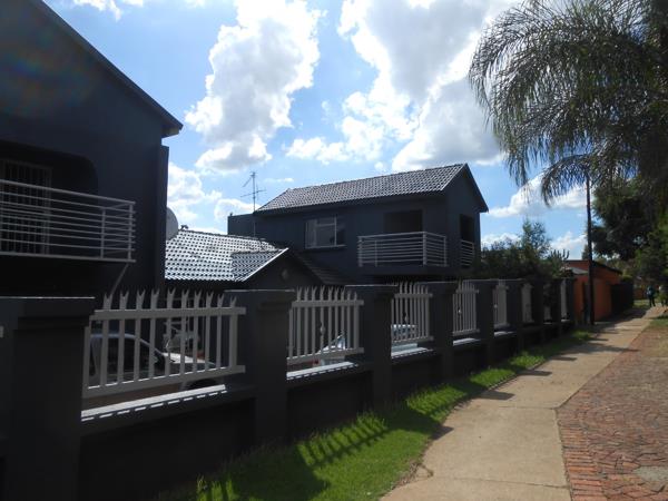 5 Bedroom House
