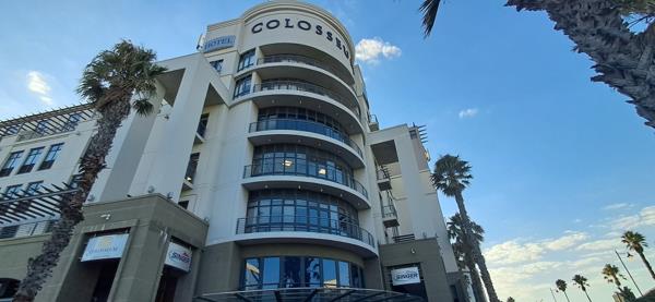 585 m² Commercial space