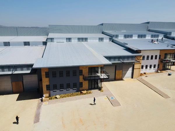 2 107  m² Industrial space