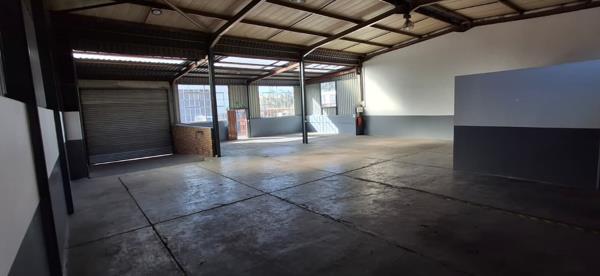 320 m² Industrial space