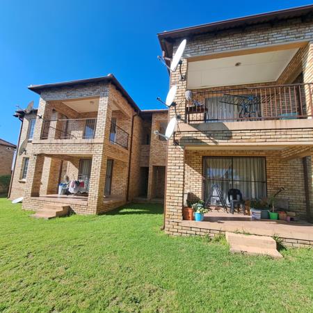 2 Bedroom Townhouse