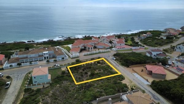 781 m² Land