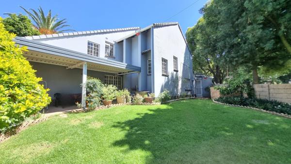 6 Bedroom House
