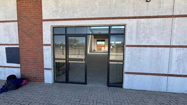 325  m² Industrial space