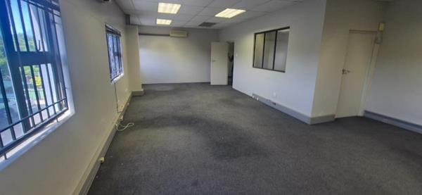 238  m² Industrial space