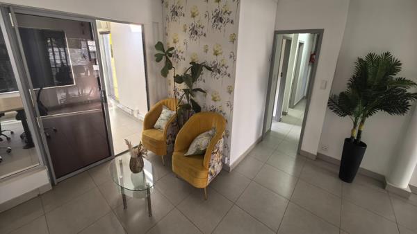 424 m² Office Space