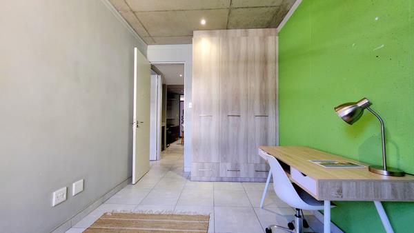 Apartment in Pretoria, Hillcrest, Tshwane Ward 56 - More