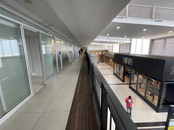 28 m² Commercial space