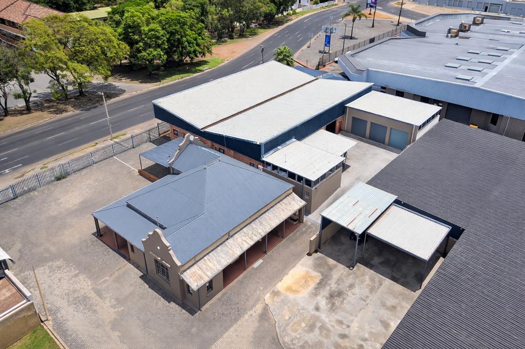 800 m² Commercial space