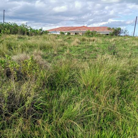 5 400 m² Land