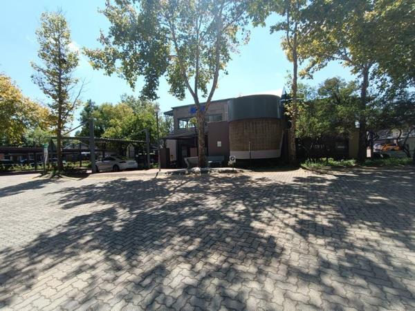 483 m² Commercial space