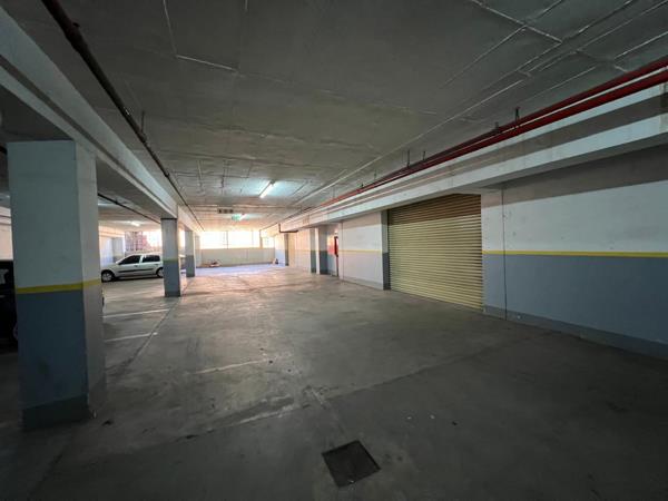 185  m² Industrial space