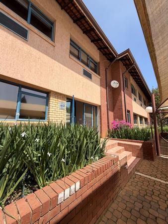 388  m² Commercial space