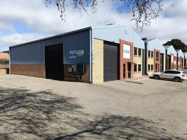 385  m² Industrial space