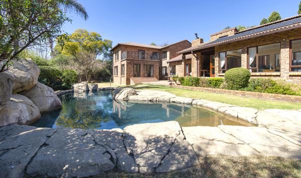 5 Bedroom House