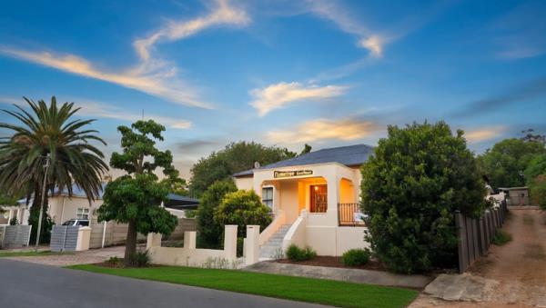 7 Bedroom House